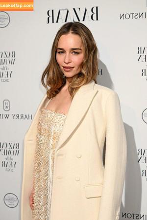 Emilia Clarke photo #0398