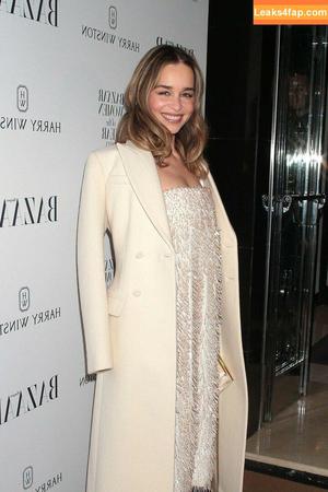 Emilia Clarke photo #0405