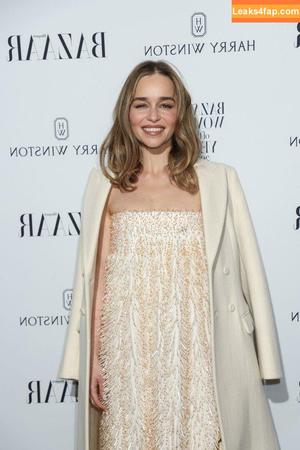 Emilia Clarke photo #0407