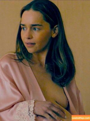 Emilia Clarke photo #0571