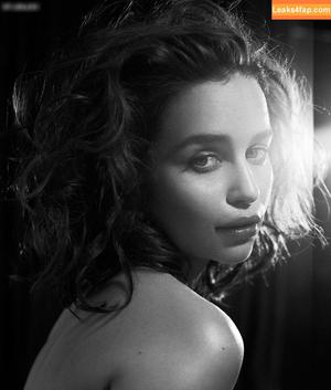 Emilia Clarke photo #0642