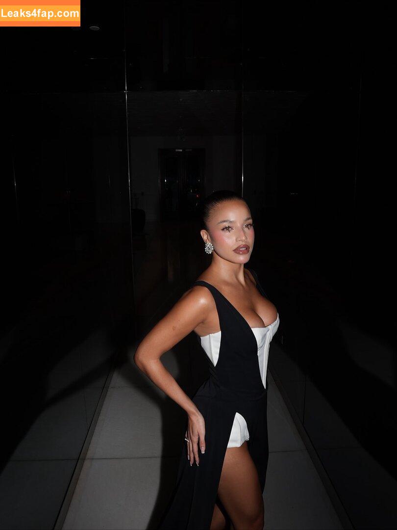 Emilia Mernes / emiliamernes leaked photo photo #0122