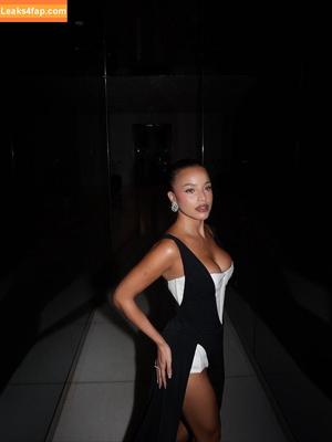 Emilia Mernes photo #0122