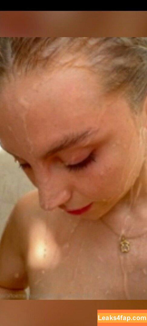 Emilia Vizcarra / emiliavizcarra / emiliavizcarrax leaked photo photo #0208