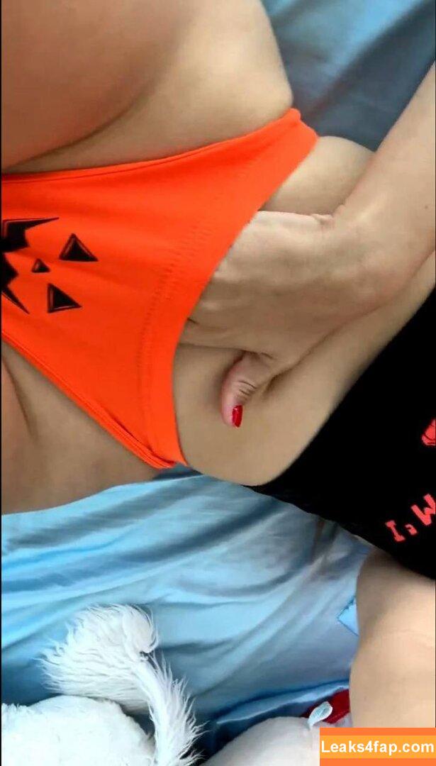 Emilia Vizcarra / emiliavizcarra / emiliavizcarrax leaked photo photo #0216