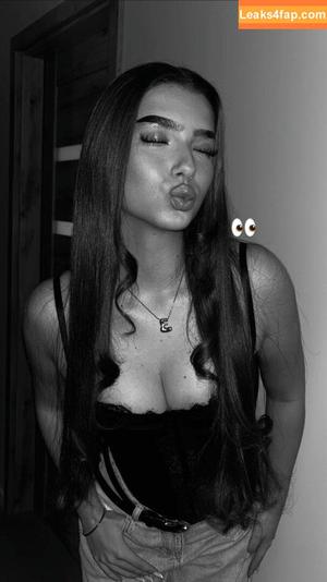 Emilia Wegrzynek photo #0007