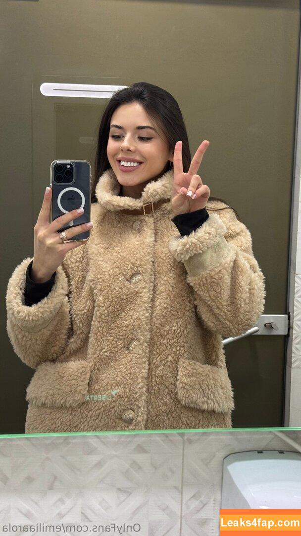 emiliaarola / sweetemiliaa leaked photo photo #0066