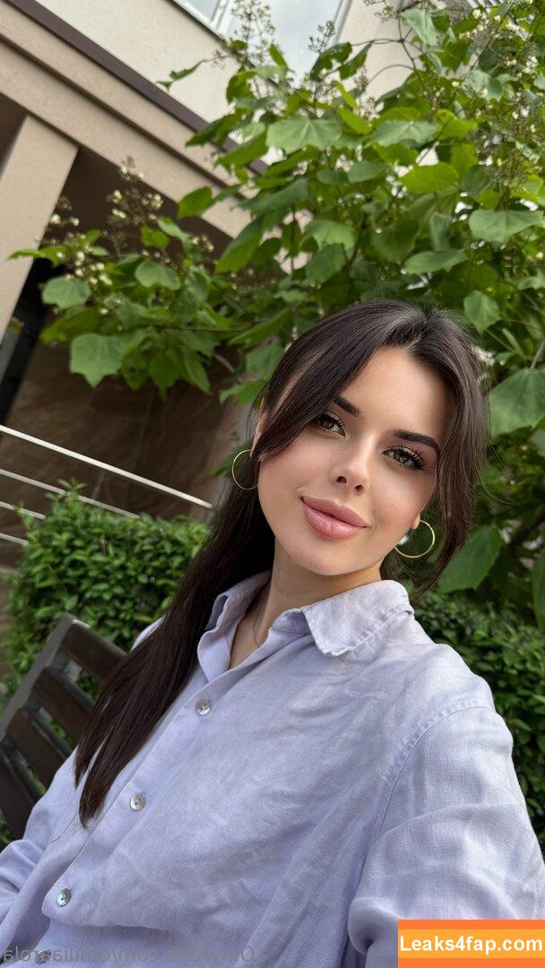 emiliaarola / sweetemiliaa leaked photo photo #0127