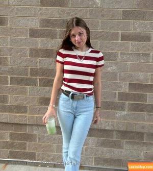 emiliabrookss photo #0056