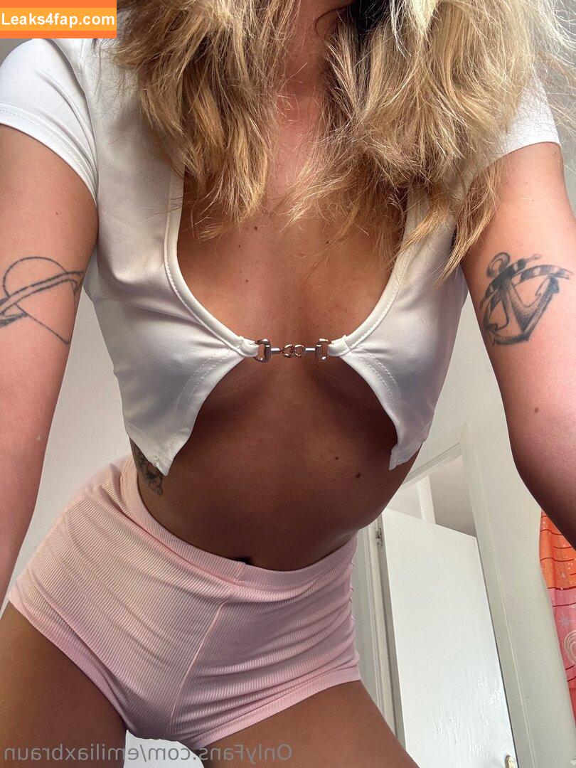 emiliaxbraun / emilia_xbraun leaked photo photo #0011