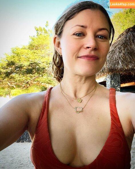 Emilie De Ravin / Claire from LOST / emiliede_ravin leaked photo photo #0019