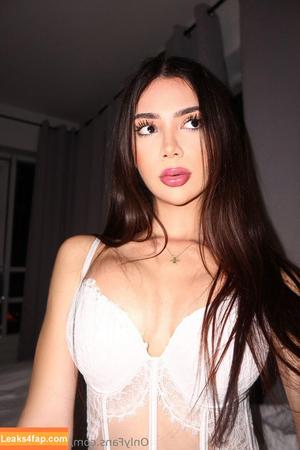 emilie.oficial photo #0006