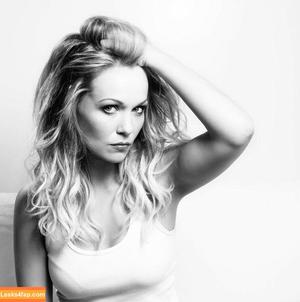 Emilie Ullerup фото #0007