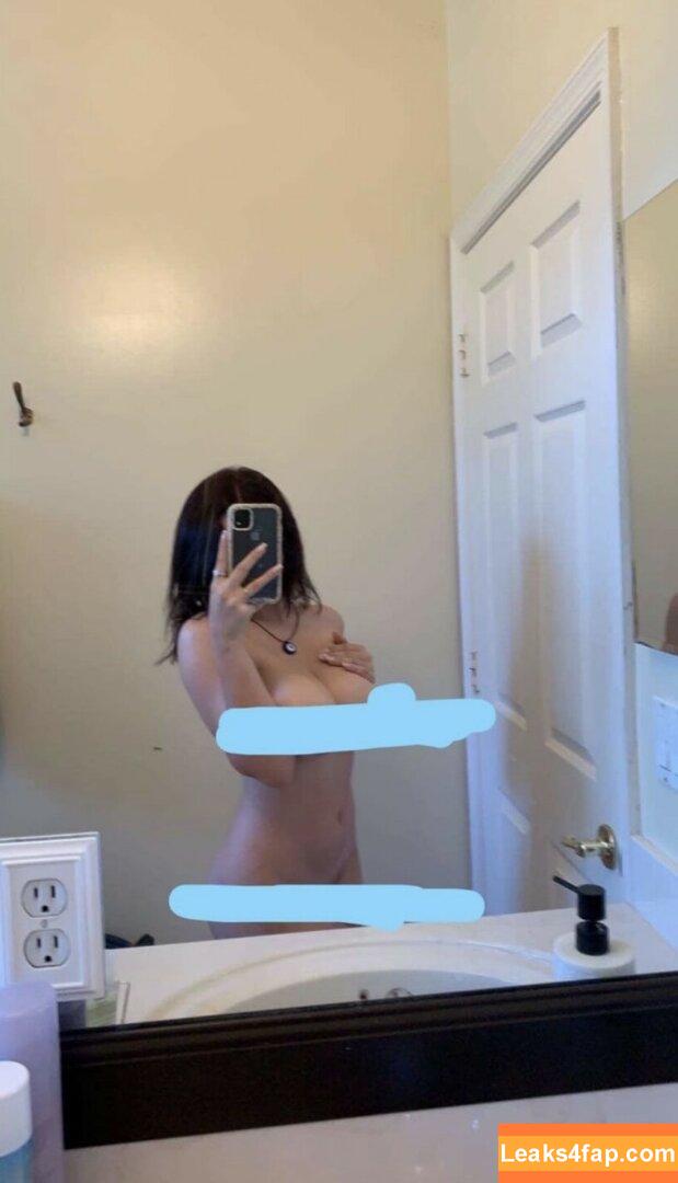 emilieerusso / emilierrusso leaked photo photo #0003