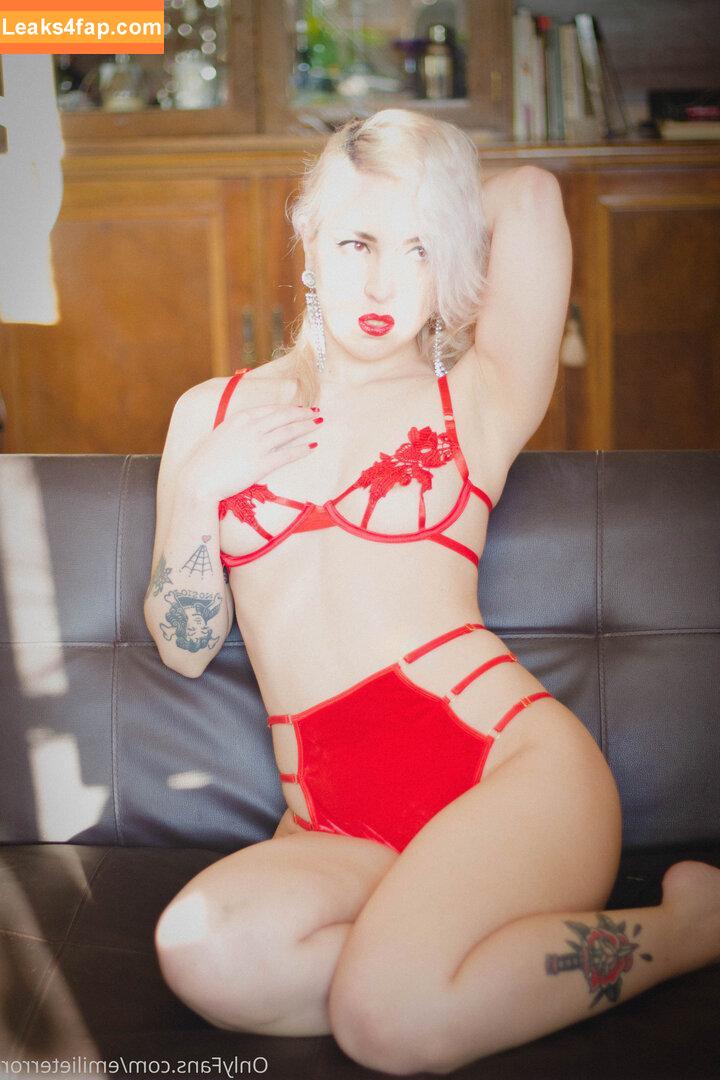 emilieterror /  leaked photo photo #0006