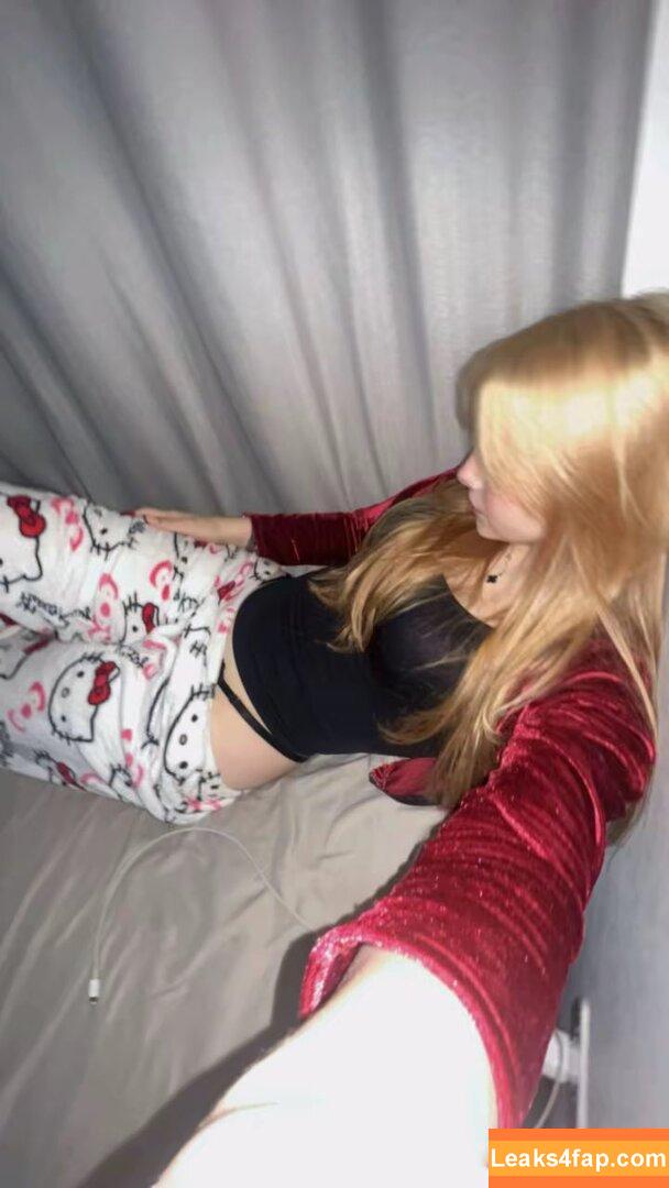 Emilly Pimentel / EmillyPiment3l / emilly_piimentell / emilly_pimentel_ / favicon.ico / https: leaked photo photo #0005