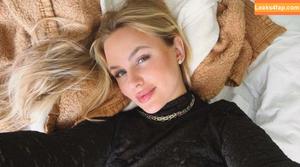 Emilly Schellmann photo #0080