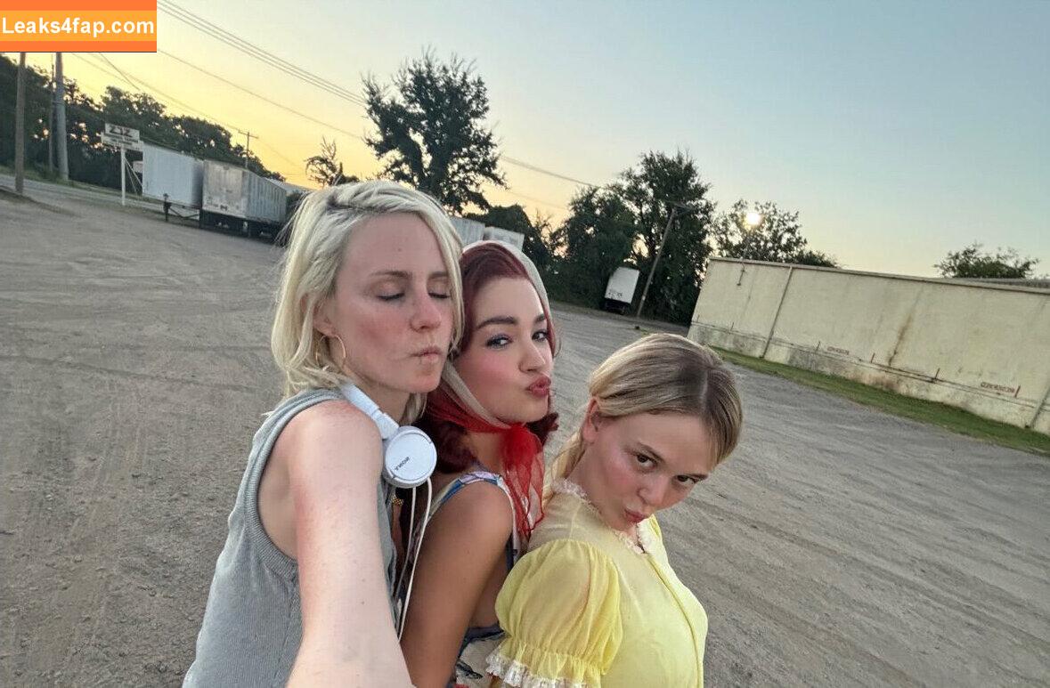 Emily Alyn Lind / emilylind leaked photo photo #0203