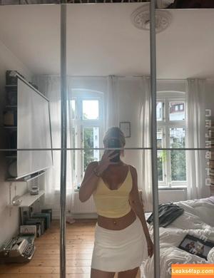 Emily Anouk Dorn photo #0101