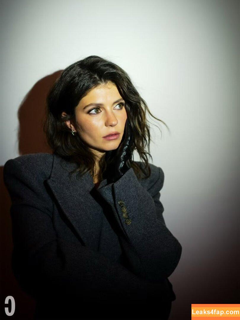 Emily Bader / emily_bader / emilykbader leaked photo photo #0009