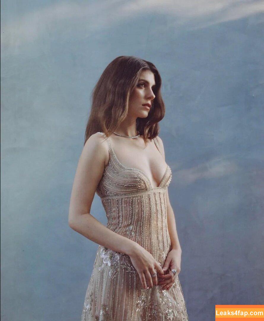 Emily Bader / emily_bader / emilykbader leaked photo photo #0038