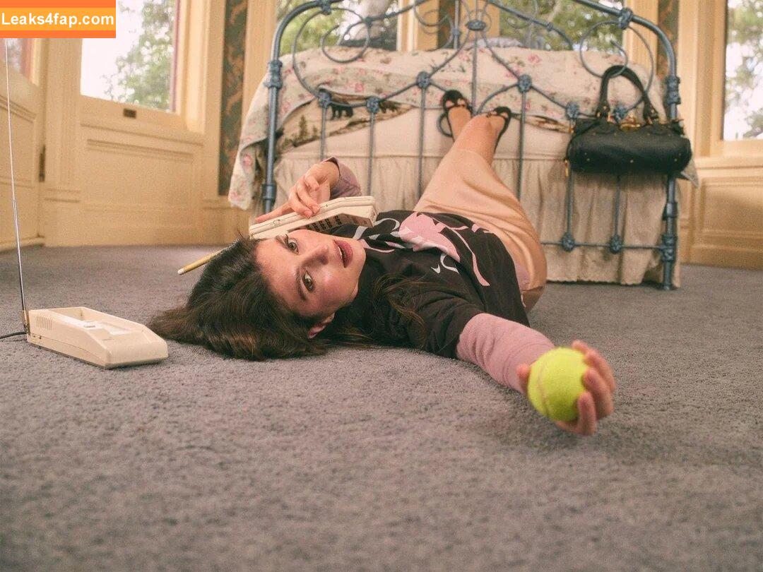 Emily Bader / emily_bader / emilykbader слитое фото фото #0044