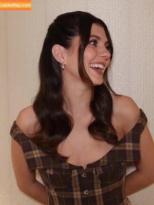 Emily Bader фото #0040