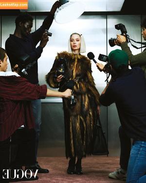 Emily Blunt фото #0693