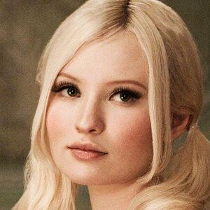 Emily Browning фото #0144