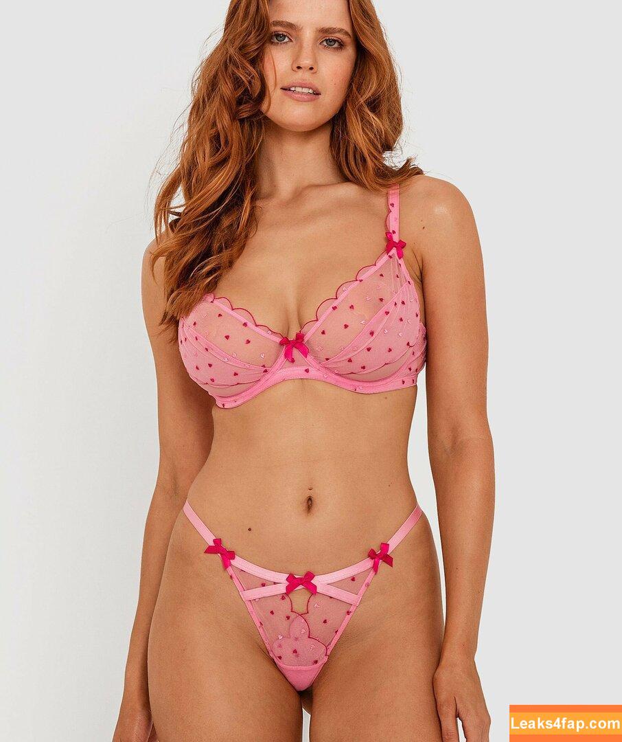 Emily Deyt-Aysage / emilydeytaysage / emjayplays leaked photo photo #0023