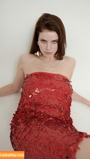 Emily Deyt-Aysage photo #0064