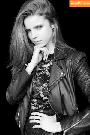 Emily Deyt-Aysage photo #0105
