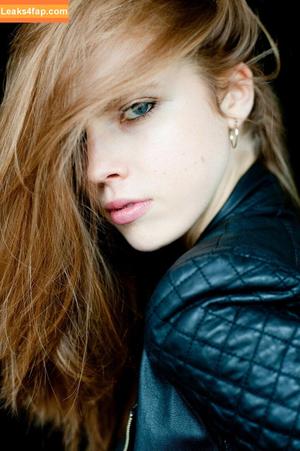 Emily Deyt-Aysage photo #0112