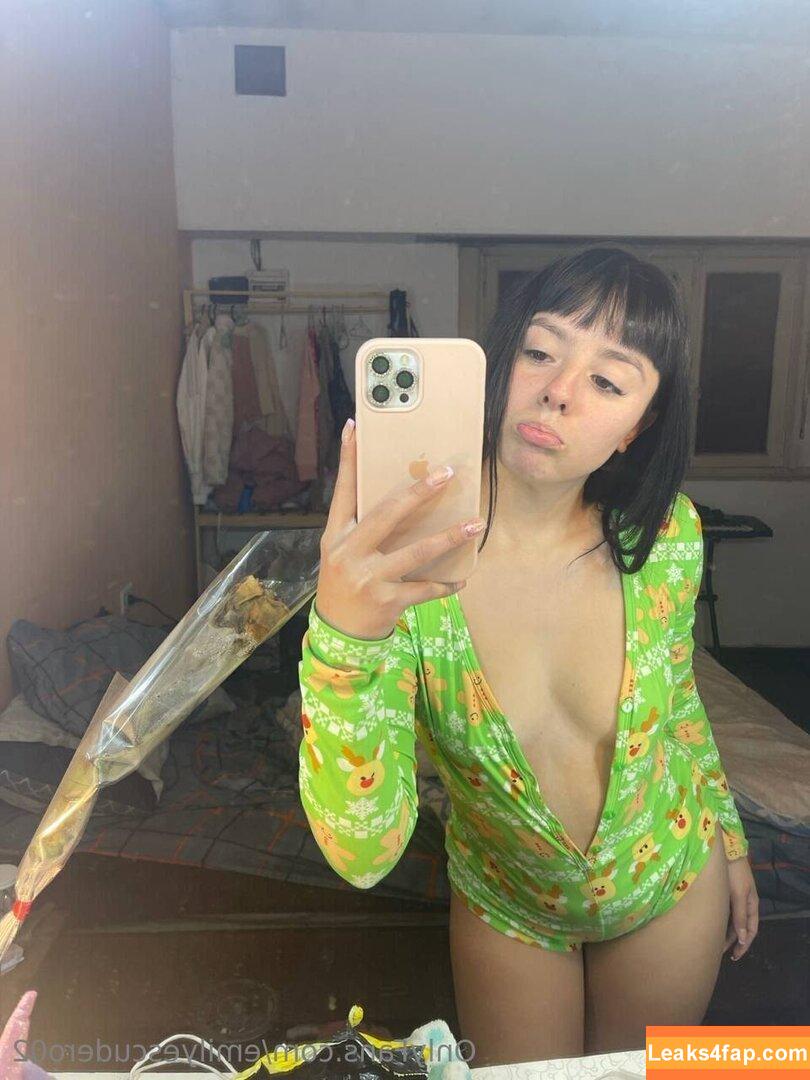 emily_escudero02 / emilyescudero0 / emilyescudero02 / tatianaescudero leaked photo photo #0065