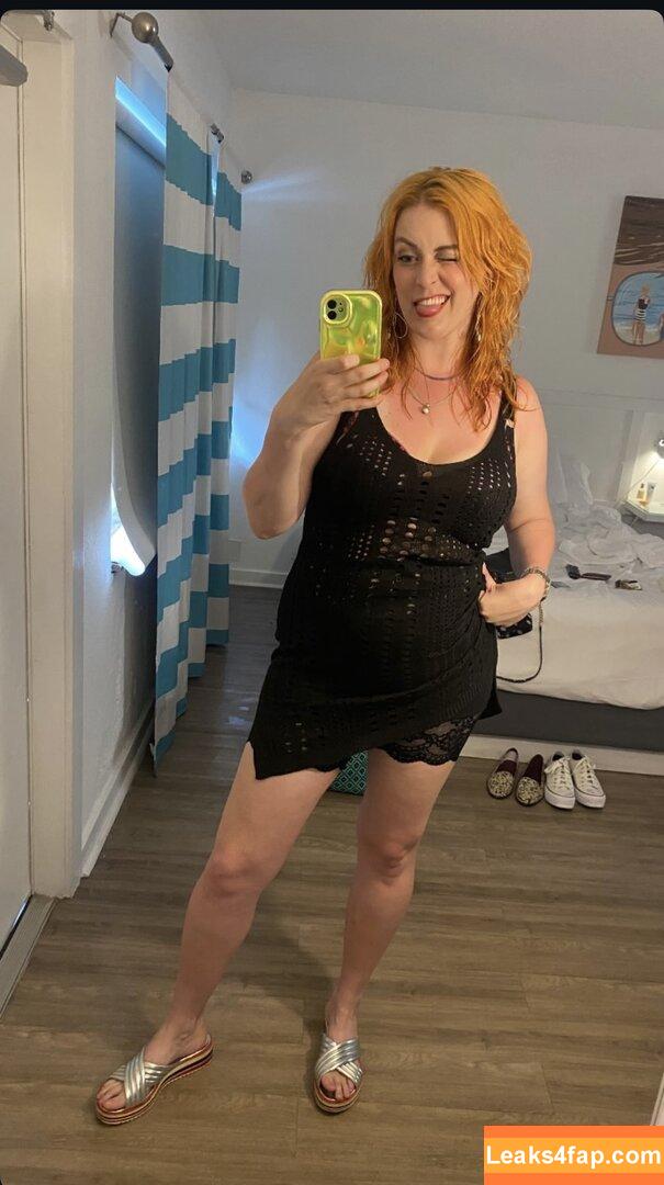Emily Fleming /  leaked photo photo #0006