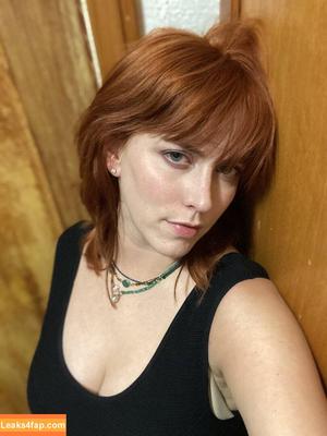 Emily Fleming photo #0003