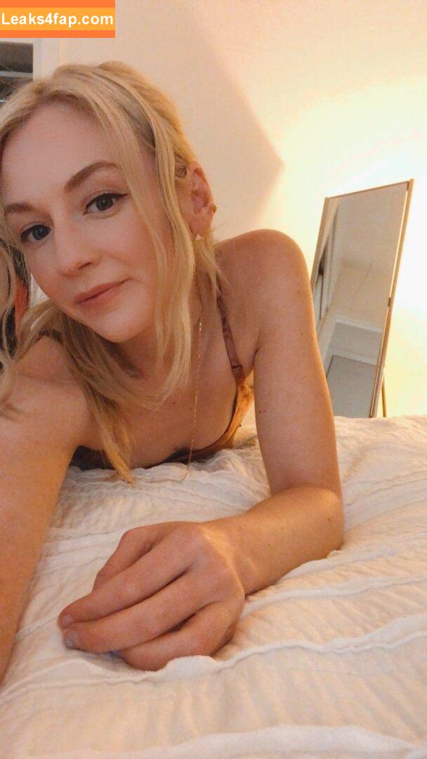 Emily Kinney / emmykinney / https: слитое фото фото #0010