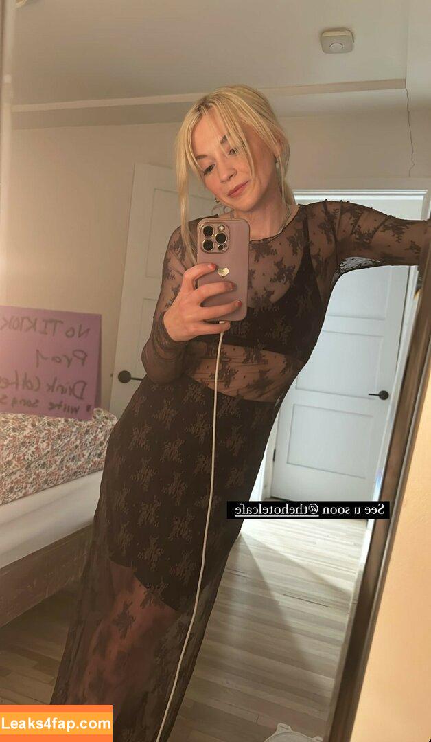 Emily Kinney / emmykinney / https: leaked photo photo #0136