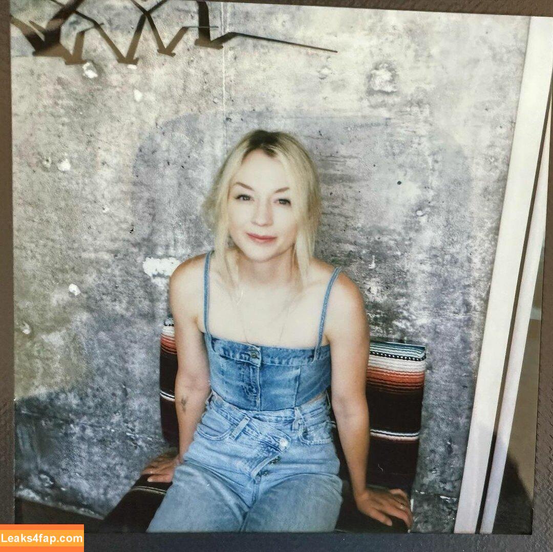 Emily Kinney / emmykinney / https: leaked photo photo #0142