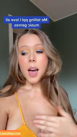 Emily Kyte photo #0045