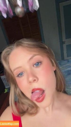 Emily Kyte photo #0053