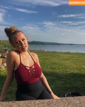 Emily Kyte photo #0074