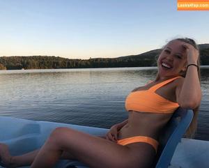 Emily Kyte photo #0076