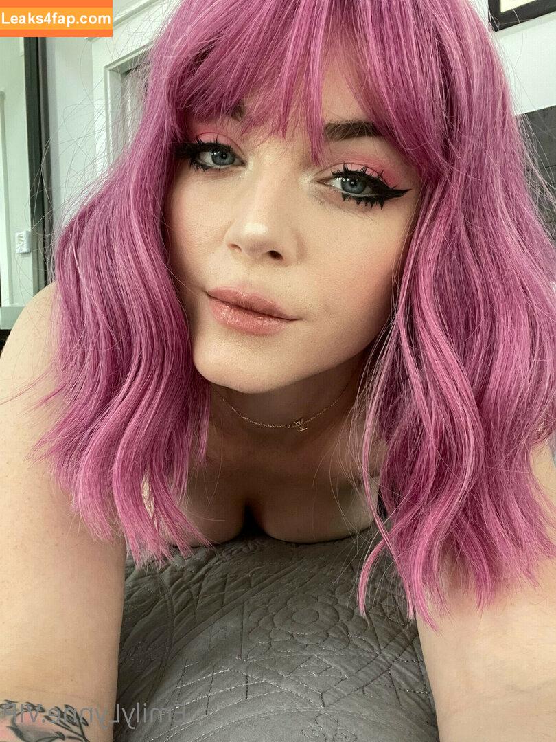 Emily Lynne / MyFreeCams / https: / theemilylynne / themilylynne слитое фото фото #0102