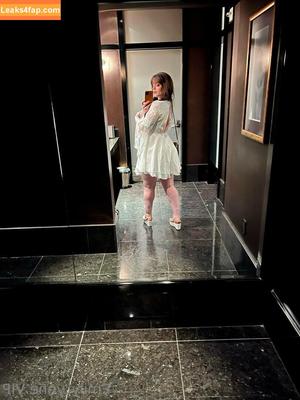 Emily Lynne photo #0670