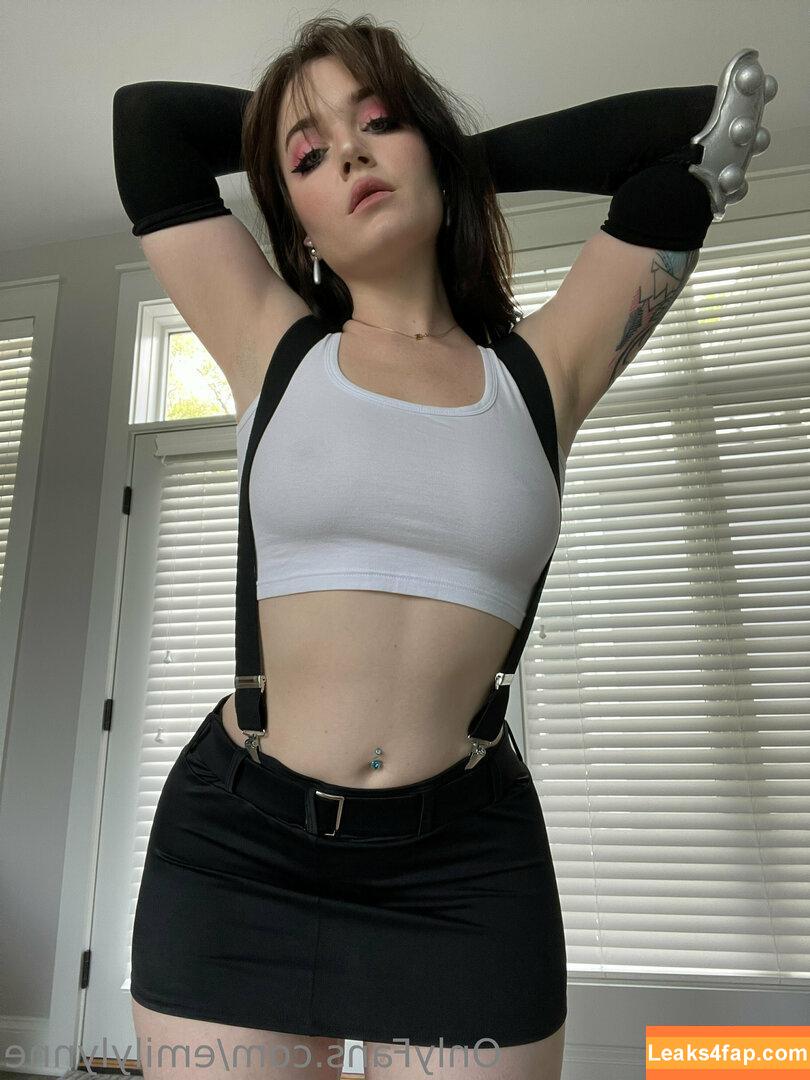 Emily Lynne / MyFreeCams / https: / theemilylynne / themilylynne слитое фото фото #1040