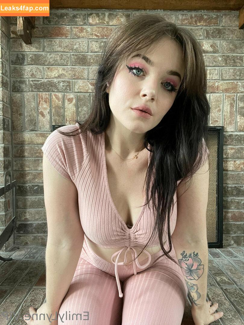 Emily Lynne / MyFreeCams / https: / theemilylynne / themilylynne leaked photo photo #1091