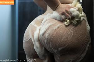 Emily Lynne photo #1838