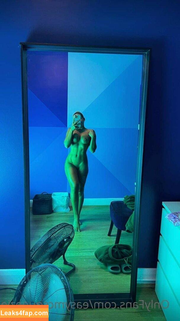 Emily McCarthy / Easymac / easymcsqueezie / eeaassyymmaacc leaked photo photo #0007