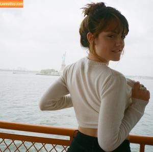 Emily Meade photo #0003